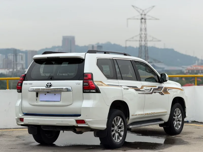 Toyota Prado 2019 3.5L Автоматический TX-L Премиум-версия экстерьер фото 4 Toyota Prado 2019 3.5L Автоматический TX-L Премиум-версия экстерьер фото 4