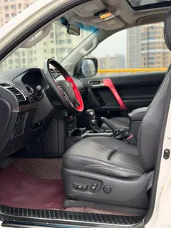 Toyota Prado 2019 3.5L Автоматический TX-L Премиум-версия интерьер фото 14 Toyota Prado 2019 3.5L Автоматический TX-L Премиум-версия интерьер фото 14
