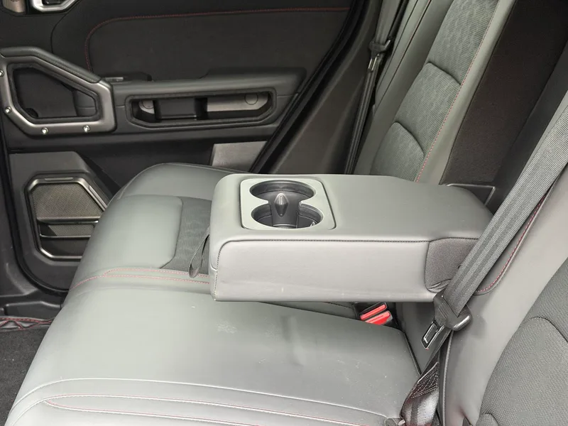 Jetour T2 2023 2.0TD Four-wheel drive Time travel PRO interior photo 16 Jetour T2 2023 2.0TD Four-wheel drive Time travel PRO interior photo 16