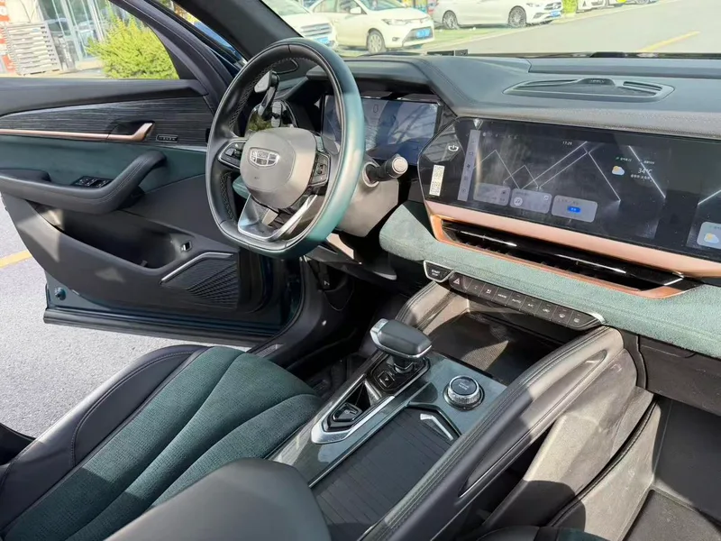 Geely Monjaro 2021 2.0TD DCT EVO Tipo noble con tracción en dos ruedas interior foto 11 Geely Monjaro 2021 2.0TD DCT EVO Tipo noble con tracción en dos ruedas interior foto 11