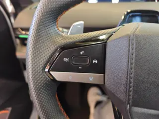 Changan UNI-V 2022 1.5T Премиальная комплектация интерьер фото 15 Changan UNI-V 2022 1.5T Премиальная комплектация интерьер фото 15