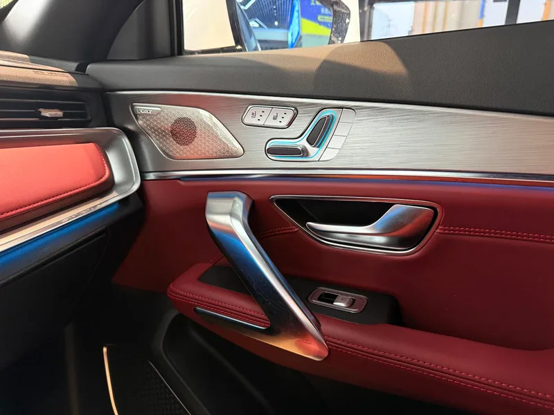 Jetour X70 PLUS 2023 1.6T DCT Fuerte PLUS 5 Asiento interior foto 9 Jetour X70 PLUS 2023 1.6T DCT Fuerte PLUS 5 Asiento interior foto 9