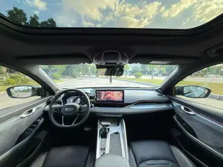 Geely Preface 2023 2.0T Seule cette version verte extérieur photo 8 Geely Preface 2023 2.0T Seule cette version verte extérieur photo 8