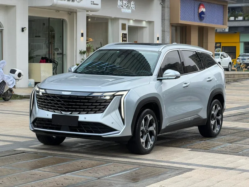 Geely Boyue L 2023 1.5TD DCT Премиальная комплектация экстерьер фото 1 Geely Boyue L 2023 1.5TD DCT Премиальная комплектация экстерьер фото 1