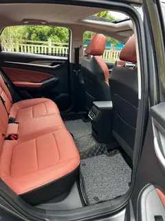 Changan Eado 2025 PLUS 1.4T DCT Versión de alta energía interior foto 10 Changan Eado 2025 PLUS 1.4T DCT Versión de alta energía interior foto 10