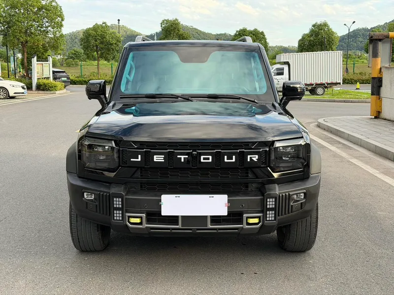 Jetour T2 2023 1.5TD Two-wheel drive Discover PRO exterior photo 2 Jetour T2 2023 1.5TD Two-wheel drive Discover PRO exterior photo 2
