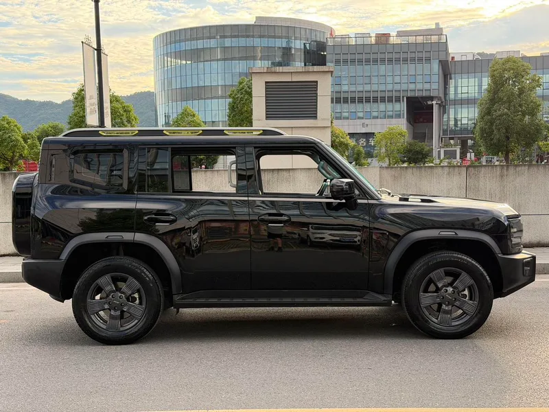Jetour T2 2023 1.5TD Two-wheel drive Discover PRO exterior photo 4 Jetour T2 2023 1.5TD Two-wheel drive Discover PRO exterior photo 4