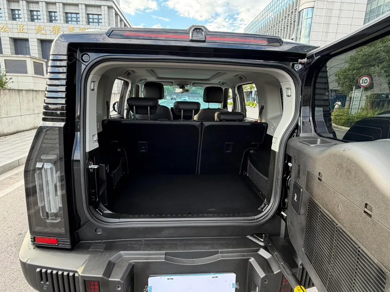 Jetour T2 2023 1.5TD Two-wheel drive Discover PRO interior photo 15 Jetour T2 2023 1.5TD Two-wheel drive Discover PRO interior photo 15