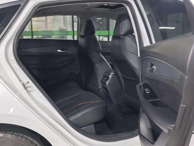 Geely Binrui 2022 Binrui COOL 1.5T DCT Versión Fengchi interior foto 13 Geely Binrui 2022 Binrui COOL 1.5T DCT Versión Fengchi interior foto 13