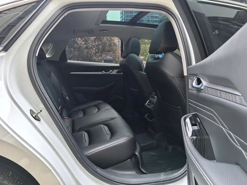 Geely Preface 2023 2.0T Luxury type exterior photo 8