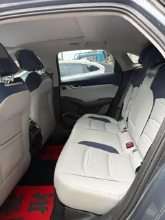Geely Preface 2021 2.0T Finition premium intérieur photo 6 Geely Preface 2021 2.0T Finition premium intérieur photo 6