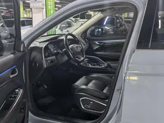 Geely Xingyue S 2021 2.0TD DCT Versión relámpago con tracción en dos ruedas interior foto 7 Geely Xingyue S 2021 2.0TD DCT Versión relámpago con tracción en dos ruedas interior foto 7