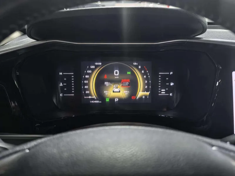 Geely Xingyue S 2021 2.0TD DCT Versión relámpago con tracción en dos ruedas interior foto 12 Geely Xingyue S 2021 2.0TD DCT Versión relámpago con tracción en dos ruedas interior foto 12