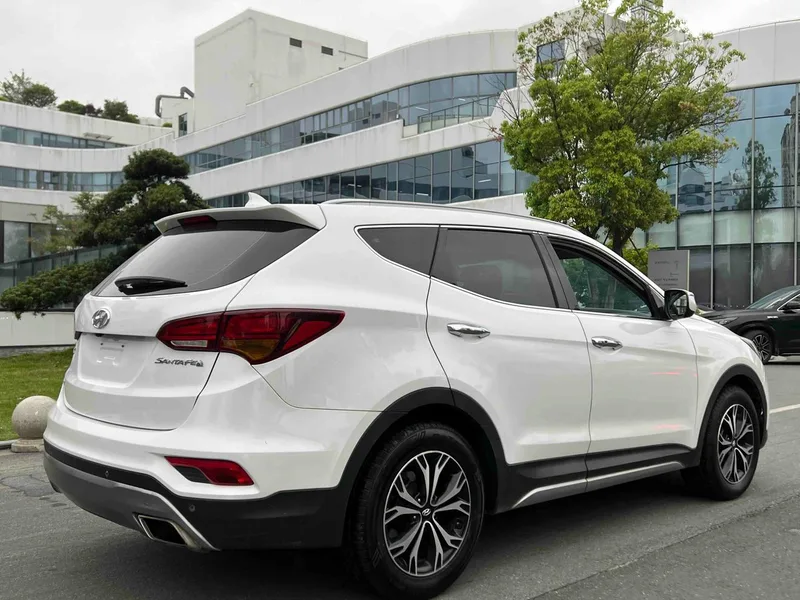 Hyundai Santa Fe 2017 2.4L Intelligent automatique à deux roues motrices 5 Siège intérieur photo 13 Hyundai Santa Fe 2017 2.4L Intelligent automatique à deux roues motrices 5 Siège intérieur photo 13