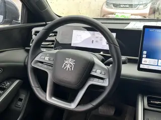 BYD Qin L 2025 Премиум-версия с автопилотом DM-i 80KM Лидирующий интерьер фото 9 BYD Qin L 2025 Премиум-версия с автопилотом DM-i 80KM Лидирующий интерьер фото 9
