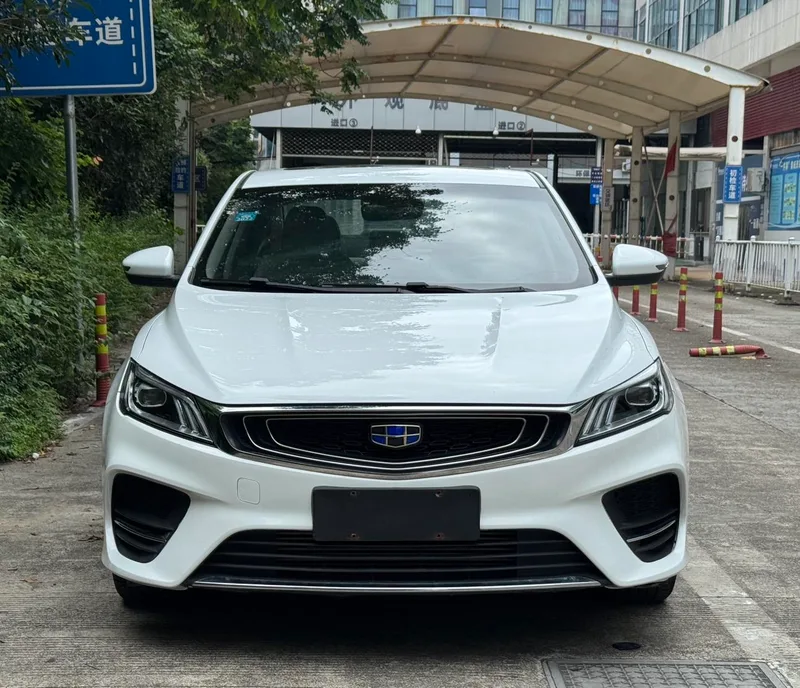 Geely Binrui 2018 14T CVT Красочная версия экстерьер фото 2 Geely Binrui 2018 14T CVT Красочная версия экстерьер фото 2