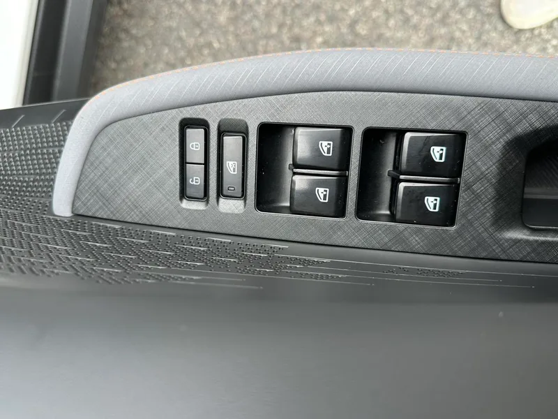 Changan UNI-V 2022 1.5T Premium Trim interior photo 16 Changan UNI-V 2022 1.5T Premium Trim interior photo 16