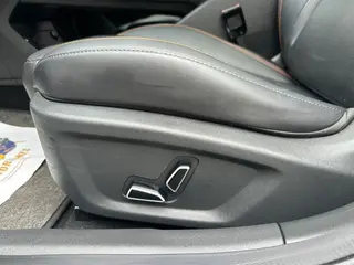 Changan UNI-V 2022 1.5T Premium Trim interior photo 17 Changan UNI-V 2022 1.5T Premium Trim interior photo 17