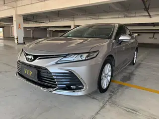 Toyota Camry 2023 2.0G Luxury Edition