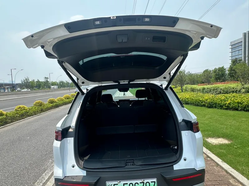 BYD Song Pro 2025 The second generation of intelligent driving version DM-i 115KM Transcendent interior photo 12 BYD Song Pro 2025 The second generation of intelligent driving version DM-i 115KM Transcendent interior photo 12