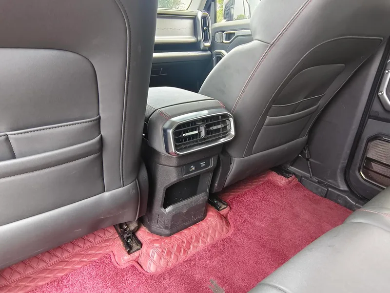 Jetour T2 2023 1.5TD Dos tracciones Discover PRO interior foto 16 Jetour T2 2023 1.5TD Dos tracciones Discover PRO interior foto 16