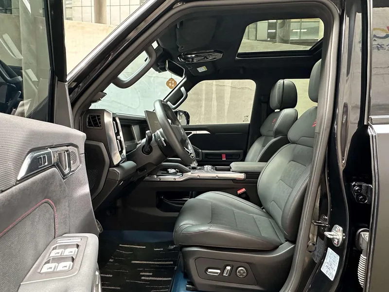 Jetour T2 2023 2.0TD Four-wheel drive Conquer PRO interior photo 8 Jetour T2 2023 2.0TD Four-wheel drive Conquer PRO interior photo 8