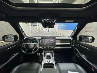 Jetour T2 2023 2.0TD Four-wheel drive Conquer PRO interior photo 10 Jetour T2 2023 2.0TD Four-wheel drive Conquer PRO interior photo 10