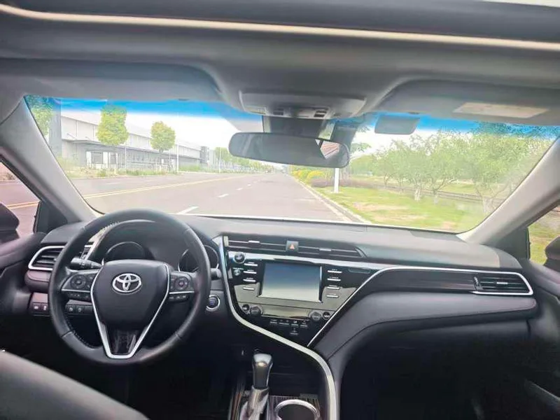 Toyota Camry 2018 2.0G Luxury Edition interior photo 9 Toyota Camry 2018 2.0G Luxury Edition interior photo 9
