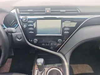 Toyota Camry 2018 2.0G Luxury Edition interior photo 12 Toyota Camry 2018 2.0G Luxury Edition interior photo 12