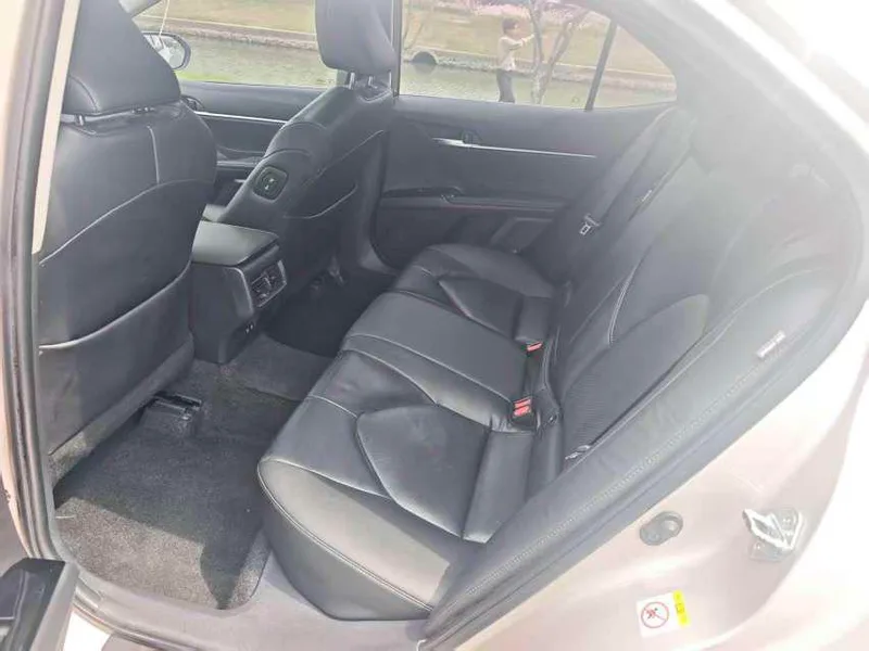 Toyota Camry 2018 2.0G Luxury Edition interior photo 14 Toyota Camry 2018 2.0G Luxury Edition interior photo 14