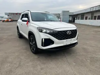 Hyundai ix35 2021 2.0L Automatic two-wheel drive leading version GLS exterior photo 3