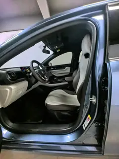 BYD Qin PLUS 2024 Glory Edition DM-i 55KM Leading Type interior photo 7 BYD Qin PLUS 2024 Glory Edition DM-i 55KM Leading Type interior photo 7