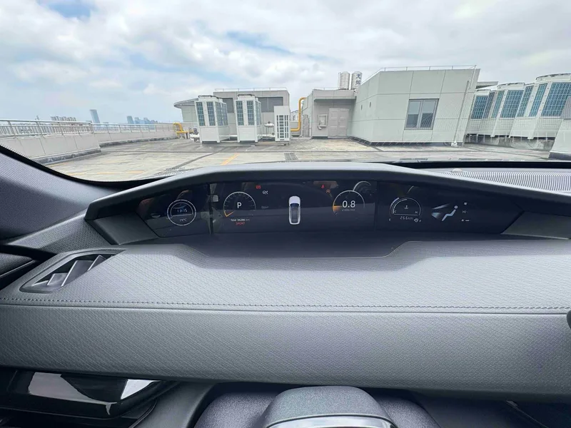 Changan UNI-V 2022 1.5T Премиальная комплектация интерьер фото 16 Changan UNI-V 2022 1.5T Премиальная комплектация интерьер фото 16