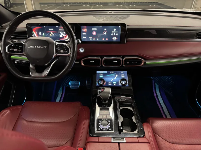 Jetour X70 PLUS 2021 Restyling 1.6T DCT sky 7 seat exterior photo 6 Jetour X70 PLUS 2021 Restyling 1.6T DCT sky 7 seat exterior photo 6