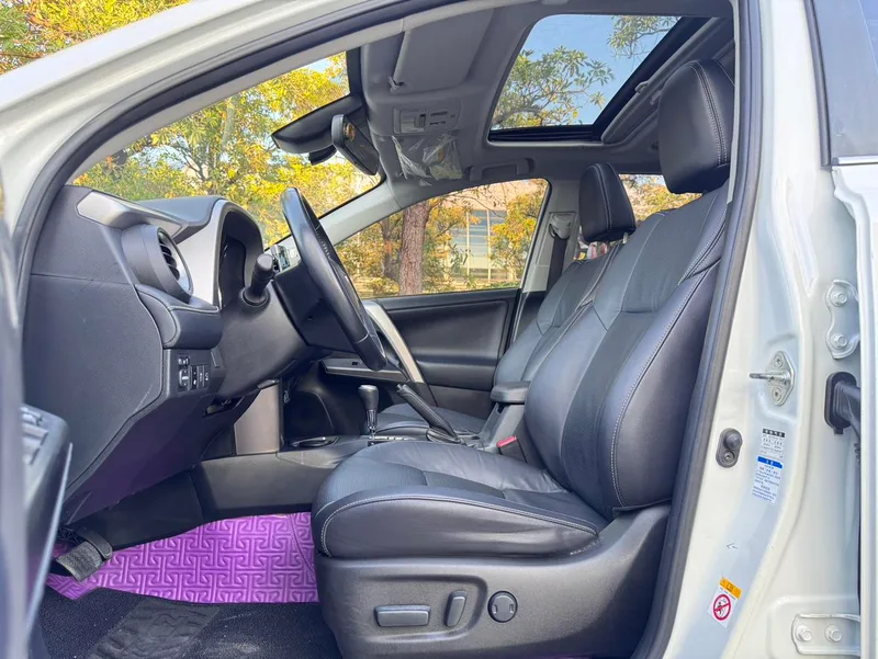 Toyota RAV4 2018 2.5L Élite automatique à quatre roues motrices i Version extérieur photo 5