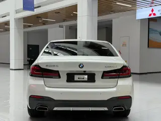 BMW 5 Series 2022 Restyling 530Li Premium Class M Sports suit exterior photo 5 BMW 5 Series 2022 Restyling 530Li Premium Class M Sports suit exterior photo 5