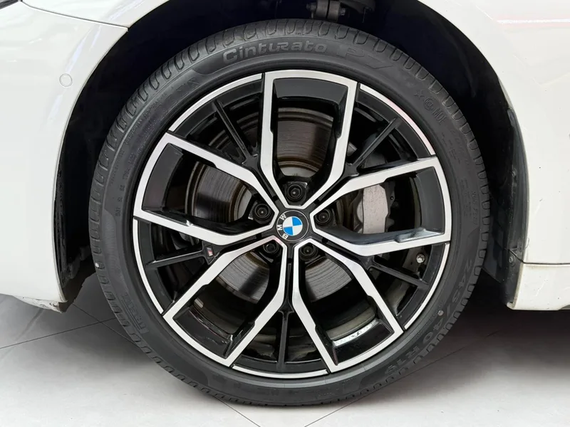 BMW 5 Series 2022 Restyling 530Li Premium Class M Sports suit exterior photo 8 BMW 5 Series 2022 Restyling 530Li Premium Class M Sports suit exterior photo 8