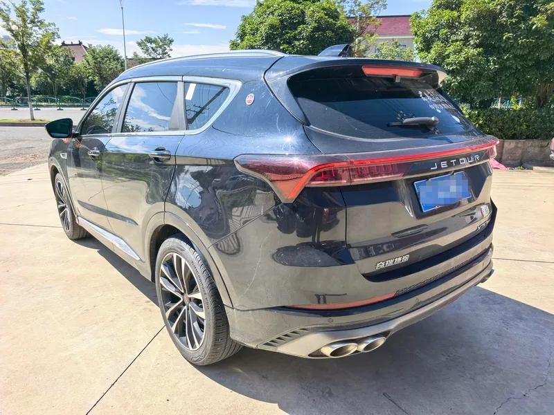 Jetour X70 PLUS 2023 1.6T DCT Сильный PLUS 7 Кресло интерьер фото 12 Jetour X70 PLUS 2023 1.6T DCT Сильный PLUS 7 Кресло интерьер фото 12