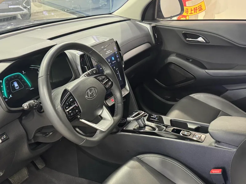 Hyundai ix35 2021 2.0L Automatic two-wheel drive leading version GLS interior photo 13 Hyundai ix35 2021 2.0L Automatic two-wheel drive leading version GLS interior photo 13