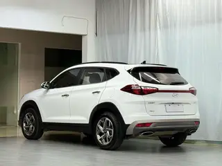 Hyundai Tucson 2020 280TGDi Version mode à deux roues motrices à double embrayage Pays V extérieur photo 2