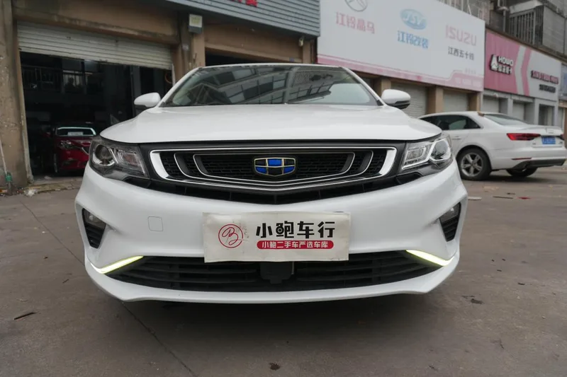 Geely Emgrand GL 2018 1.4T Tipo de conexión inteligente premium automática exterior foto 2 Geely Emgrand GL 2018 1.4T Tipo de conexión inteligente premium automática exterior foto 2