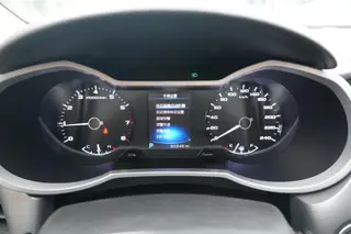 Geely Emgrand GL 2018 1.4T Tipo de conexión inteligente premium automática interior foto 8 Geely Emgrand GL 2018 1.4T Tipo de conexión inteligente premium automática interior foto 8
