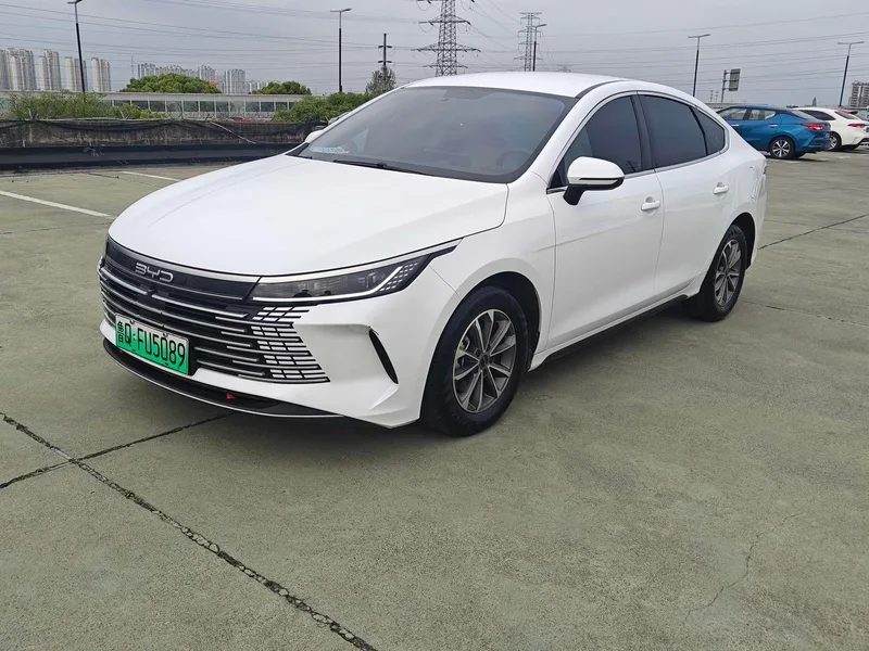 BYD Destroyer 05 2024 Glory Edition DM-i 55KM Luxury type exterior photo 1 BYD Destroyer 05 2024 Glory Edition DM-i 55KM Luxury type exterior photo 1