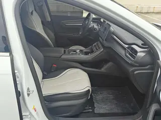 BYD Destroyer 05 2024 Glory Edition DM-i 55KM Luxury type interior photo 7 BYD Destroyer 05 2024 Glory Edition DM-i 55KM Luxury type interior photo 7