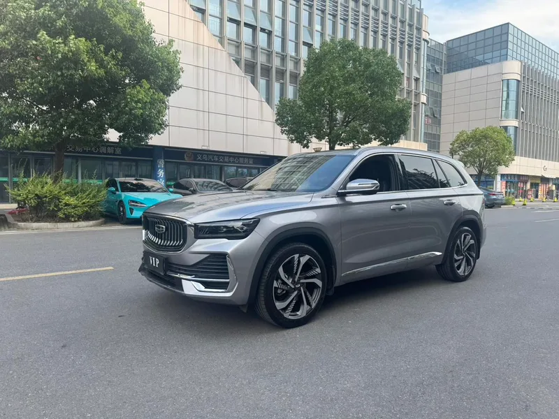 Geely Monjaro 2024 2.0TD High-power automatic two-wheel drive skyline version exterior photo 1 Geely Monjaro 2024 2.0TD High-power automatic two-wheel drive skyline version exterior photo 1