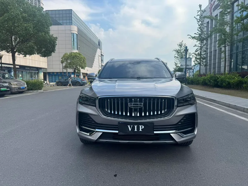 Geely Monjaro 2024 2.0TD High-power automatic two-wheel drive skyline version exterior photo 3 Geely Monjaro 2024 2.0TD High-power automatic two-wheel drive skyline version exterior photo 3