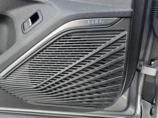 Geely Monjaro 2024 2.0TD High-power automatic two-wheel drive skyline version interior photo 13 Geely Monjaro 2024 2.0TD High-power automatic two-wheel drive skyline version interior photo 13
