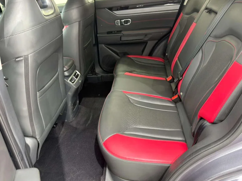 Jetour Dasheng 2024 1.5T DCT Étoile PRO intérieur photo 14 Jetour Dasheng 2024 1.5T DCT Étoile PRO intérieur photo 14