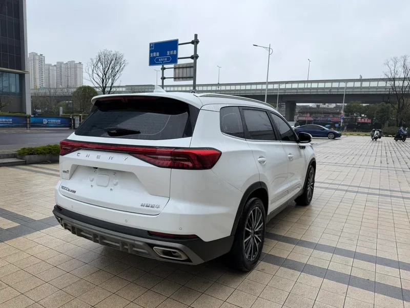 Chery Tiggo 8 Pro 2024 Чемпионская версия 290T Пиковая версия с двумя приводами 7 Кресло интерьер фото 14 Chery Tiggo 8 Pro 2024 Чемпионская версия 290T Пиковая версия с двумя приводами 7 Кресло интерьер фото 14