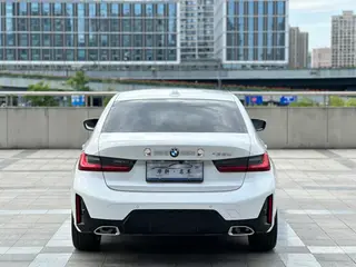BMW 3 Series 2025 325i M Ensemble de sport extérieur photo 7 BMW 3 Series 2025 325i M Ensemble de sport extérieur photo 7